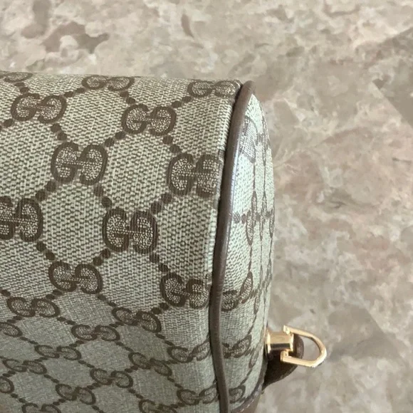 Gucci Cream and Brown Messenger Bag with GG Monogram - Picture 16 of 16